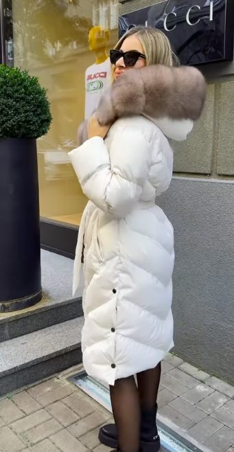 Christina | Giacca casual elegante con colletto in pelliccia sintetica